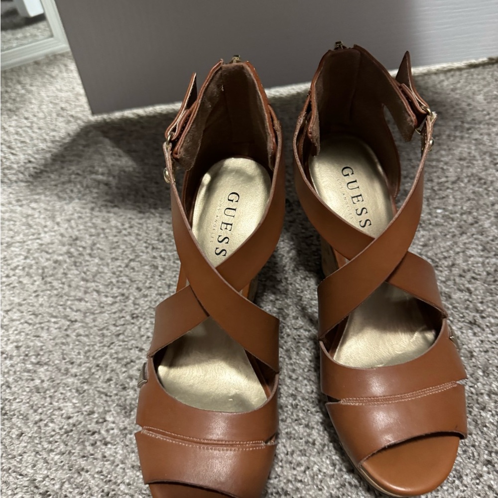 GUESS Women's Tan Strappy Sandals